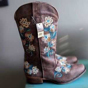 Cowboy boot